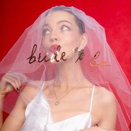 Lysbildefremvisning - Brudeslør Bride to Be