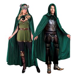 Lysbildefremvisning - Kappe med hætte fløjl grøn