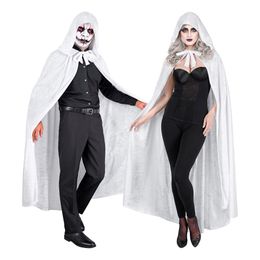 Lysbildefremvisning - Kappe med hætte fløjl hvid