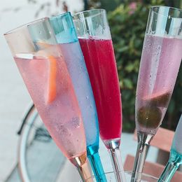 Lysbildefremvisning - Champagneglas uden Fod