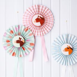 Lysbildefremvisning - Papirvifter Hester