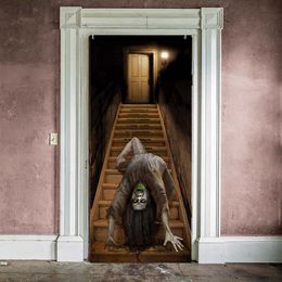 Lysbildefremvisning - Dørdekoration Exorcism