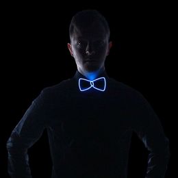 Bildspel - El Wire LED Fluga