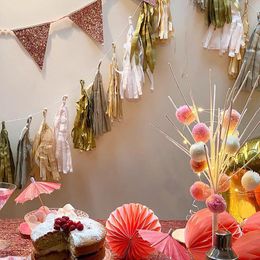 Bildspel - Vimpelgirlang Lyx Rosa/Glitter