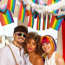 Bildspel - Flaggirlang Pride Progress