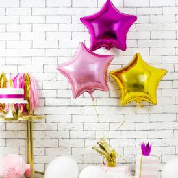 Bildspel - Folieballong Stjärna Guld