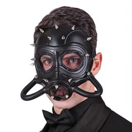 Lysbildefremvisning - Gasmask med nitter