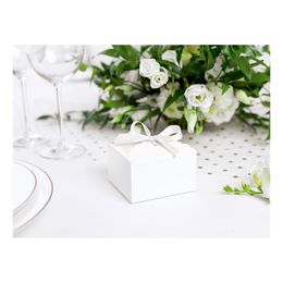 Lysbildefremvisning - Gaveæsker Hvide