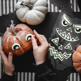 Bildspel - Gel Stickers till Pumpa Glow in the Dark