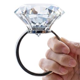 Gigantisk Diamantring