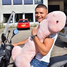 Lysbildefremvisning - Gigantisk Penispude