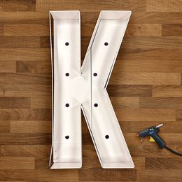 Lysbildefremvisning - Gigantiske Tal med LED-Lys