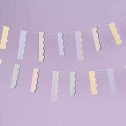 Bildspel - Girlang Pastell Wavy