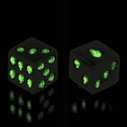 Lysbildefremvisning - Glow in the Dark Terninger med Hodeskaller