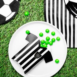 Bildspel - Godisaskar Fotbollströja