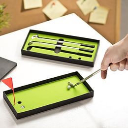 Lysbildefremvisning - Skrivebordsgolf med Penner Deluxe