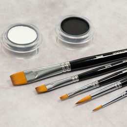 Lysbildefremvisning - Grimas Ansiktsmaling Penselsett Rundt/Flat