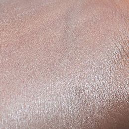 Lysbildefremvisning - Grimas Kroppspudder Pearl