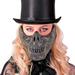 Halvmaske Dødningehode med Nagler