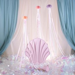 Bildspel - Honeycombs med Streamers Maneter