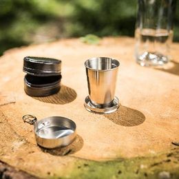 Bildspel - Hopfällbart Shotglas med Läderfodral