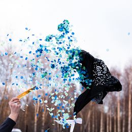 Bildspel - Jätteballong Boy or Girl med Konfetti