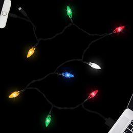 Kännykän laturi Jouluvaloilla USB-kaapeli