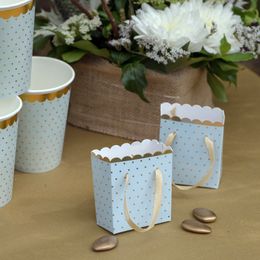 Bildspel - Kalaspåsar Prickiga Ljusblå/Guld