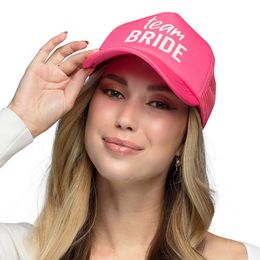 Lysbildefremvisning - Cap Team Bride