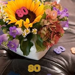 Lysbildefremvisning - Konfetti XL Tal 80 Træ