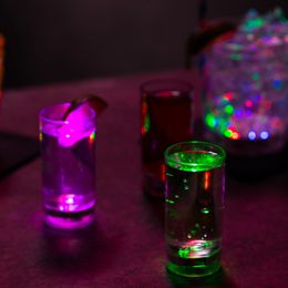 Lysbildefremvisning - LED Shotglas
