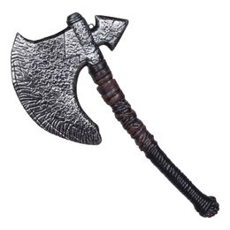 Medeltidsyxa i Plast