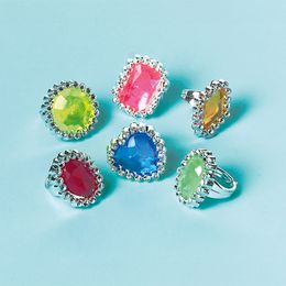 Bildspel - Minileksaker Juvelringar