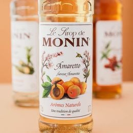 Lysbildefremvisning - Monin Amaretto Syrup
