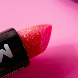 Bildspel - Moon Creations Iridescent Glitter Lipstick