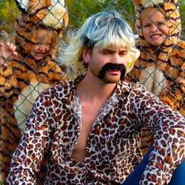 Bildspel - Mustasch Biker