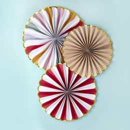 Diaesitys - Paperiviuhkat Sirkus