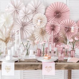 Lysbildefremvisning - Papirvifter Pudderrosa