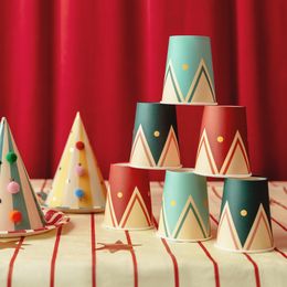 Bildspel - Pappersmuggar Cirkus