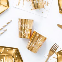 Lysbildefremvisning - Pappkopper Happy New Year Gull