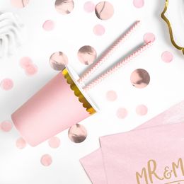 Lysbildefremvisning - Papkrus Lyserød