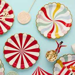 Lysbildefremvisning - Papptallerken Sirkus