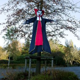 Bildspel - Gigantisk Hängande Vampyr Prop