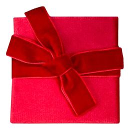 Röd Presentask i Sammet