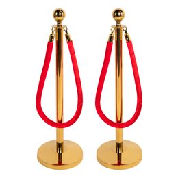 Lysbildefremvisning - Stolper Og Tau til Rød Løper