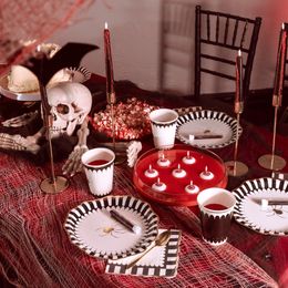 Lysbildefremvisning - Servietter med Guldkant