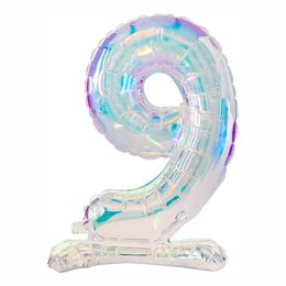 Lysbildefremvisning - Talballoner på stativ Iridescent