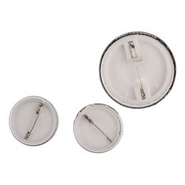 Lysbildefremvisning - Star Wars The Mandalorian Knapper