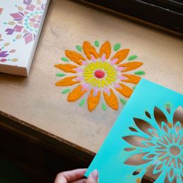 Lysbildefremvisning - Stencils Sand Kit Diwali