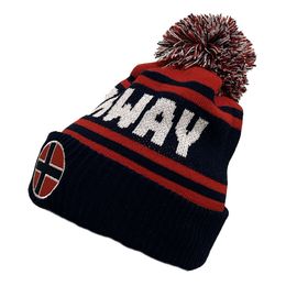 Diaesitys - Neulottu Pipo Pom Pom Norway